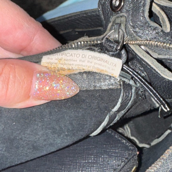 Bottega veneta Studded Black Leather Shoulder Bag - Picture 14 of 16